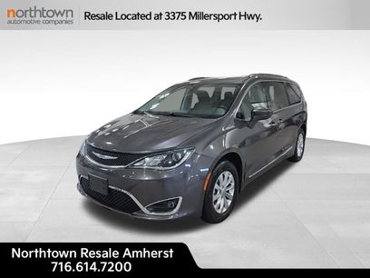 Used 2018 Chrysler Pacifica Touring-L