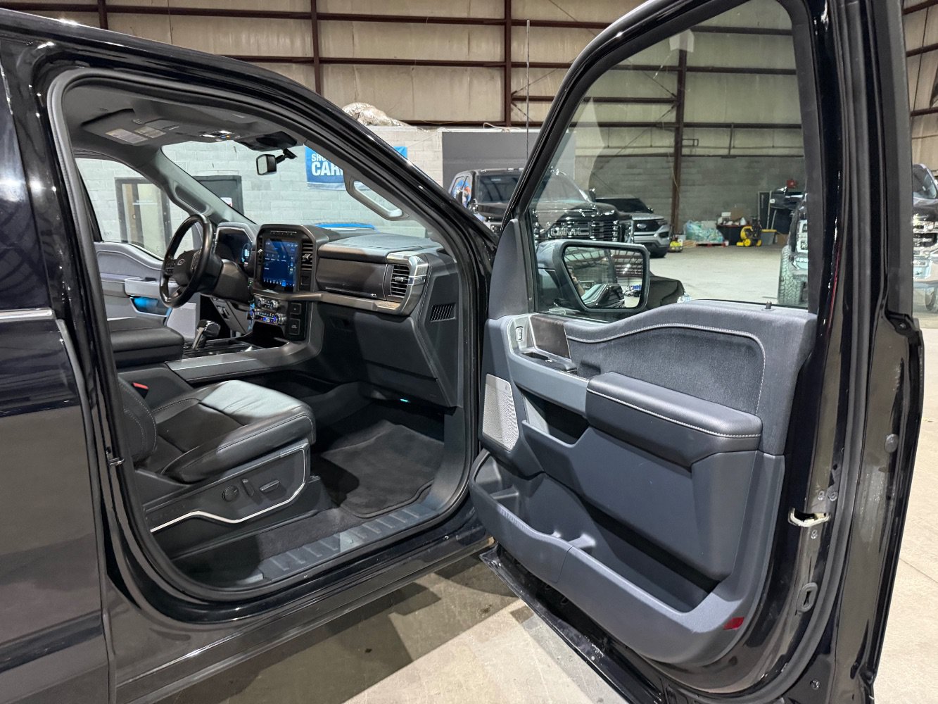 Used 2023 Ford F150 Lariat RWD image 25