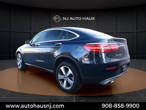 Used 2019 Mercedes-Benz GLC 300 4MATIC Coupe w/ Multimedia Package image 12