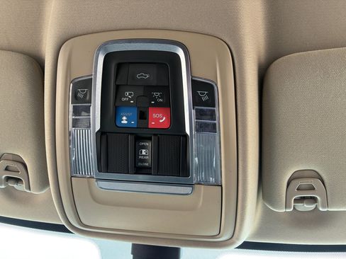 Used 2021 RAM 3500 Laramie image 11