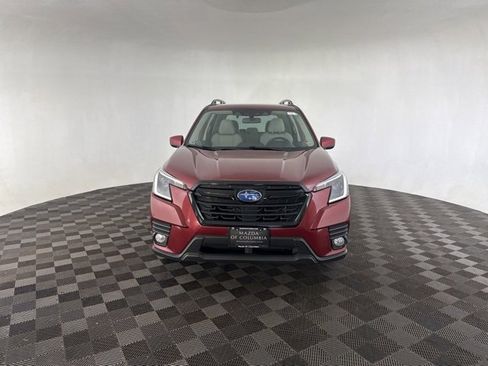 Used 2022 Subaru Forester Premium image 2