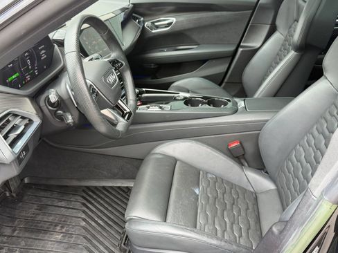 Used 2023 Audi e-tron GT Premium Plus w/ Performance Package AWD/4WD image 5