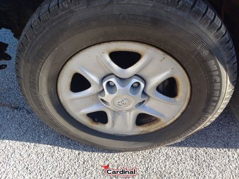 Used 2011 Toyota Tundra 2WD Double Cab image 12