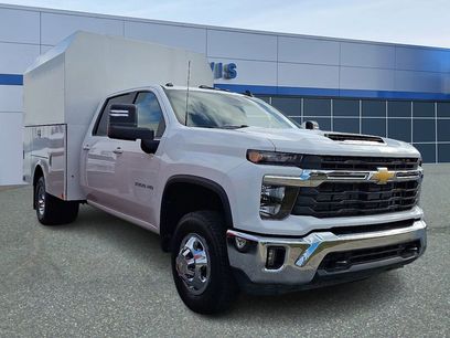 New 2025 Chevrolet Silverado 3500 LT w/ Convenience Package