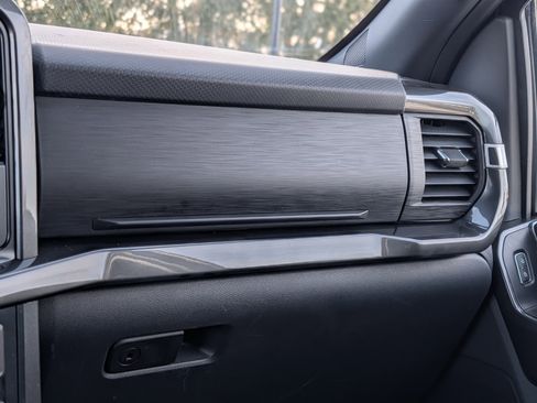 Used 2022 Ford F150 XLT w/ Equipment Group 302A High image 17