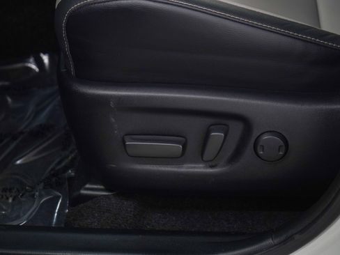 Used 2018 Toyota RAV4 Limited w/ All Weather Liner Package AWD/4WD image 22