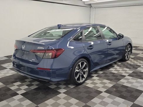 Used 2025 Honda Civic Sport image 6