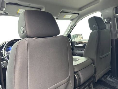 Used 2023 Chevrolet Silverado 1500 LT AWD/4WD image 38