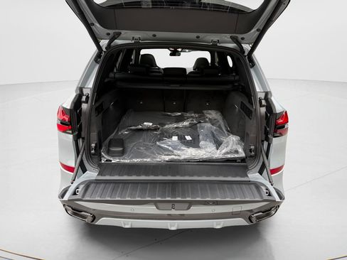 New 2026 BMW X5 xDrive40i w/ Executive Package AWD/4WD image 23