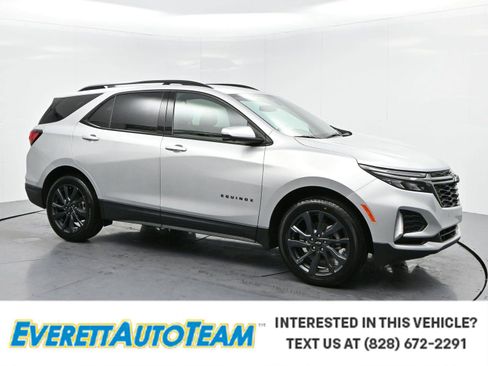 Used 2022 Chevrolet Equinox RS w/ Infotainment Package AWD/4WD image 1