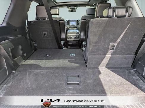 Used 2021 Ford Expedition XLT AWD/4WD image 30
