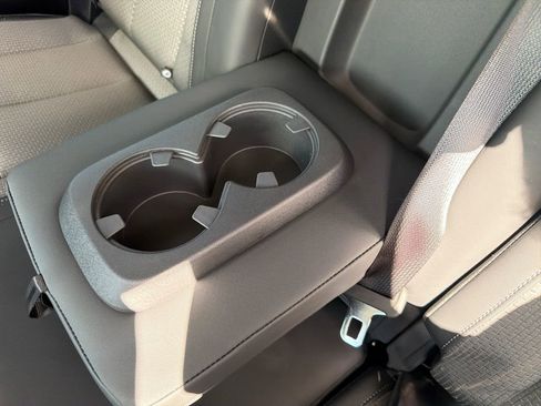 Used 2019 Nissan Titan S image 28