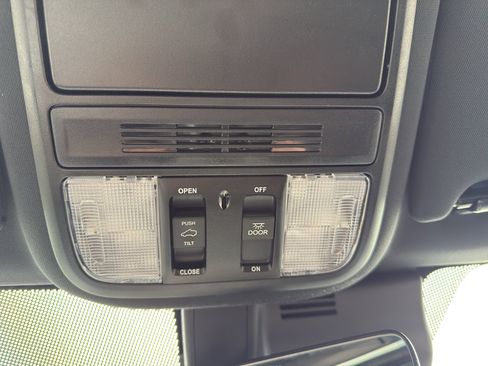Used 2022 Honda Passport TrailSport image 28
