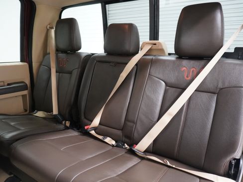 Used 2015 Ford F250 King Ranch w/ FX4 Off-Road Package AWD/4WD image 16