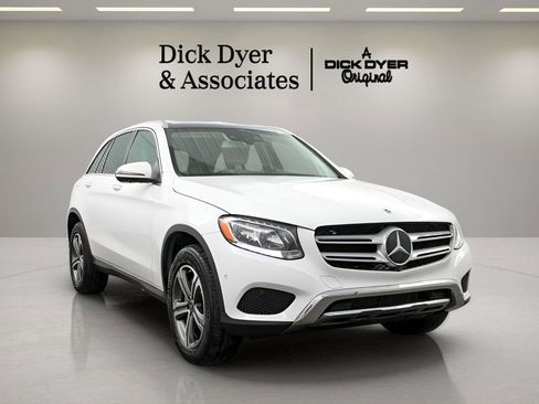 Used 2019 Mercedes-Benz GLC 300 image 8