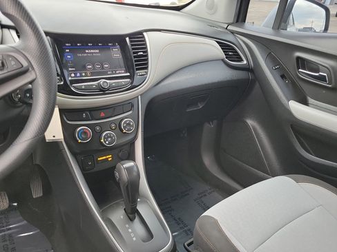 Used 2020 Chevrolet Trax LS w/ Tint and Cruise Package image 20