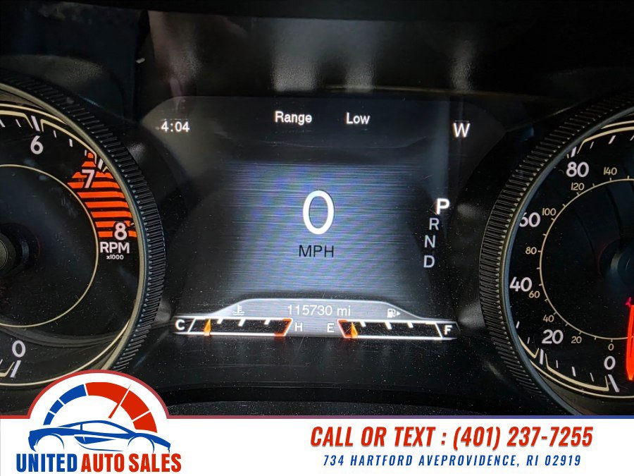 Used 2017 Jeep Cherokee Limited AWD/4WD image 19