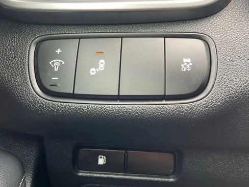 Used 2020 Kia Sorento LX w/ LX I4 Convenience Package image 20