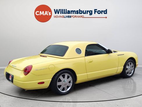 Used 2002 Ford Thunderbird RWD image 5