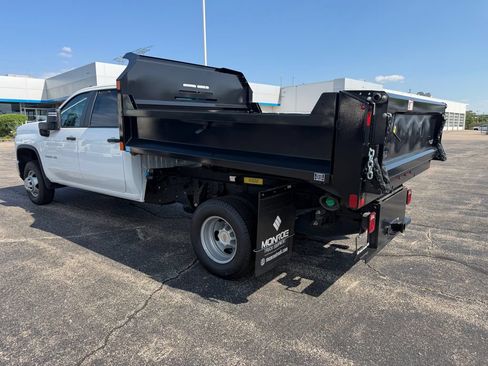 Used 2024 Chevrolet Silverado 3500 W/T w/ WT Convenience Package AWD/4WD image 21