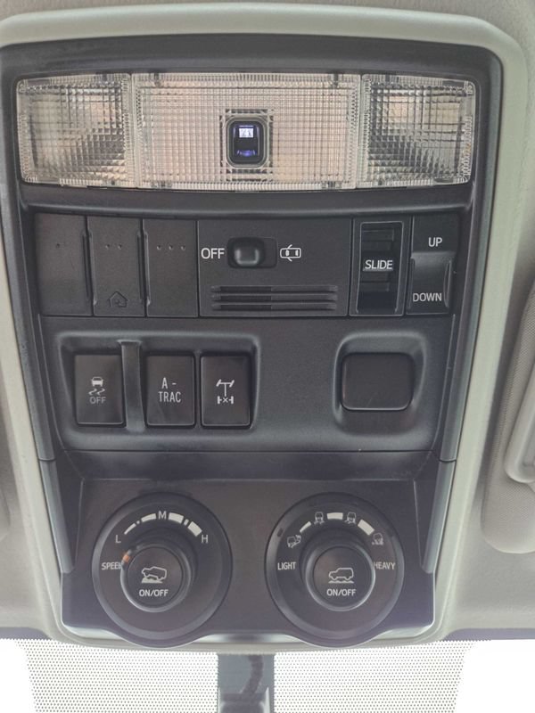 Used 2011 Toyota 4Runner Trail AWD/4WD image 25