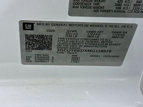 Used 2021 Chevrolet Silverado 1500 RST AWD/4WD image 12