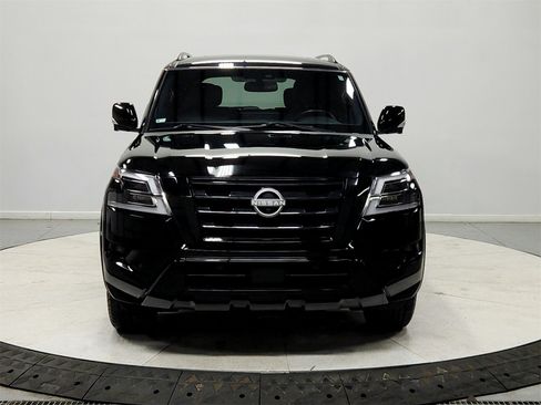 Used 2023 Nissan Armada SL w/ Midnight Edition Package image 2