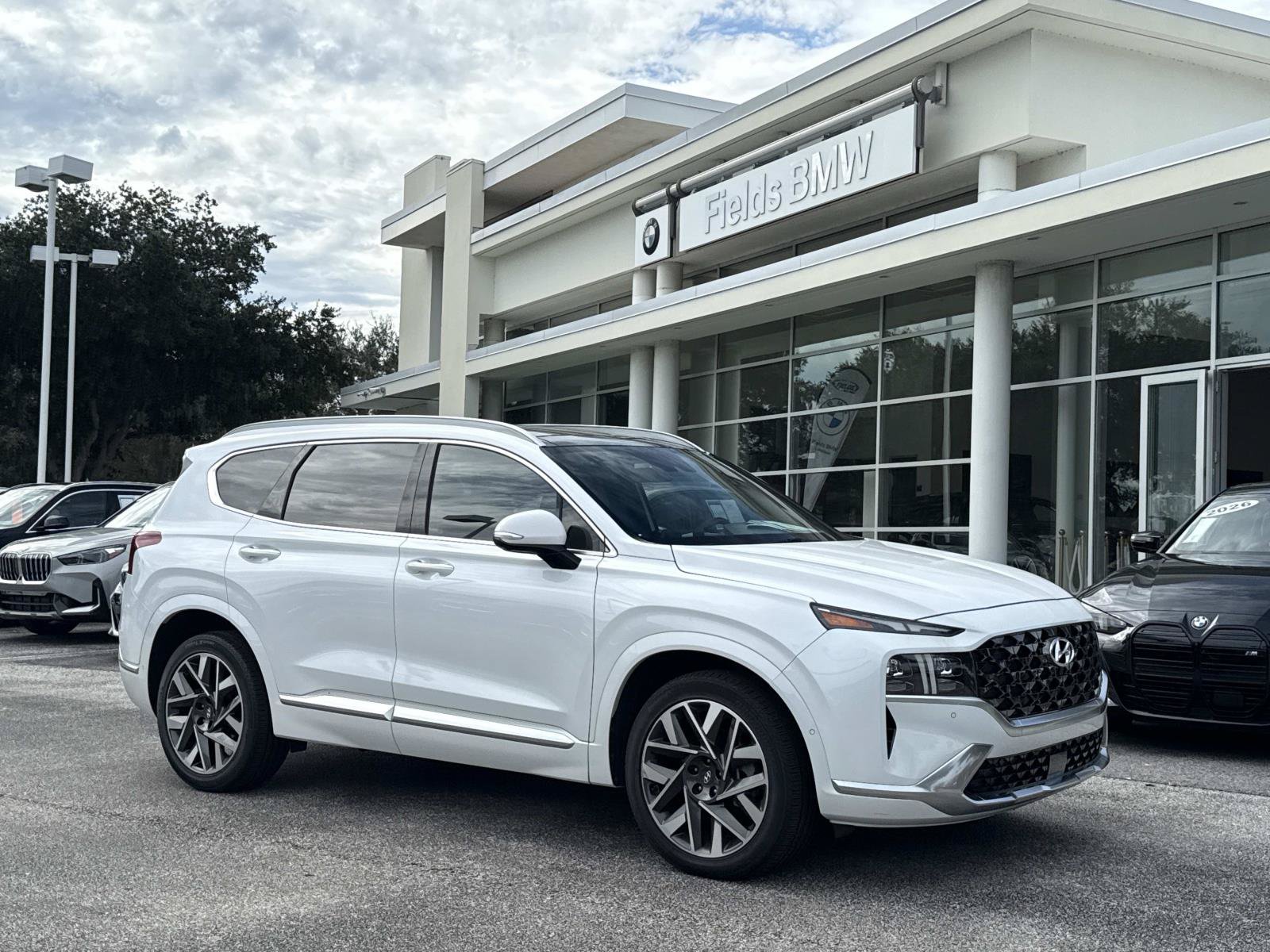 Used 2022 Hyundai Santa Fe Calligraphy FWD image 1