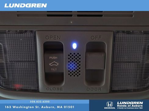 Used 2017 Honda Civic Touring image 28