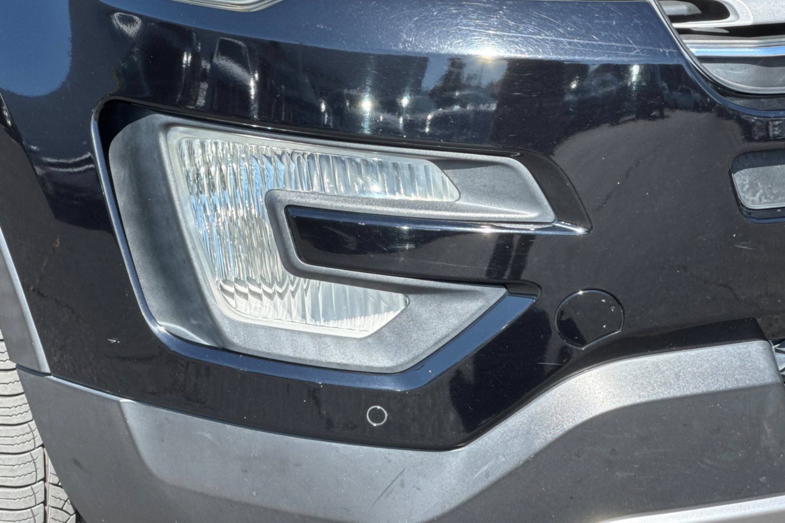 Used 2016 Ford Explorer XLT w/ Equipment Group 202A AWD/4WD image 44