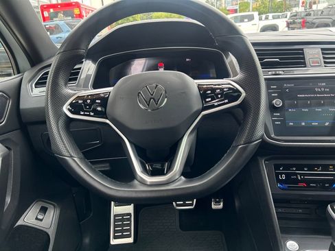 Used 2024 Volkswagen Tiguan SE R-Line AWD/4WD image 14