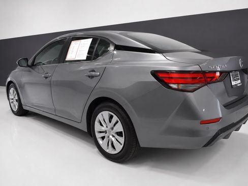 Certified 2023 Nissan Sentra S FWD image 3