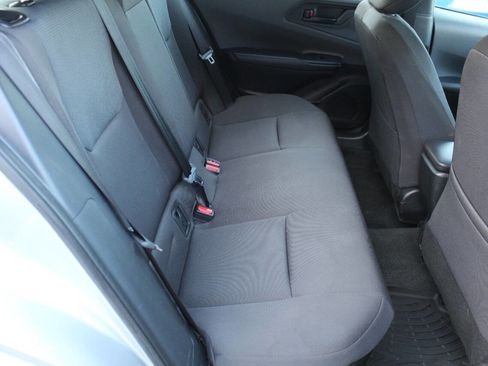 Used 2024 Toyota Prius LE image 19