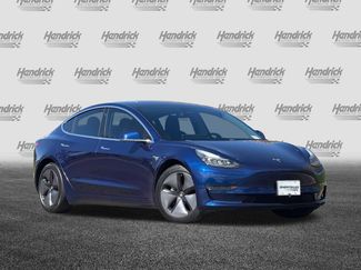 Used 2018 Tesla Model 3 Long Range video 2