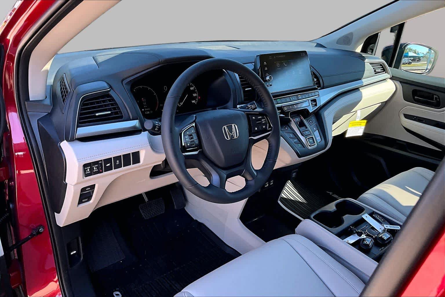 New 2027 Honda Odyssey EX-L image 8