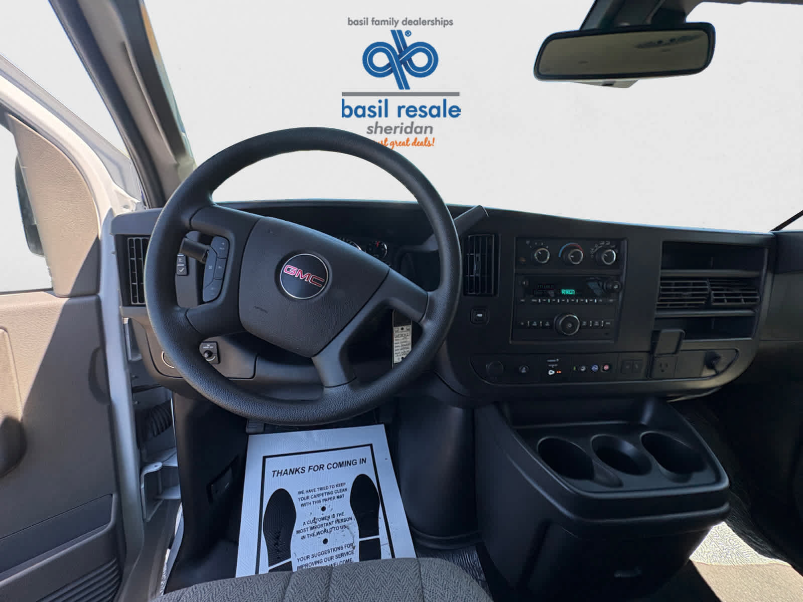 Used 2025 GMC Savana 3500 LT w/ LT Preferred Equipment Group RWD image 14