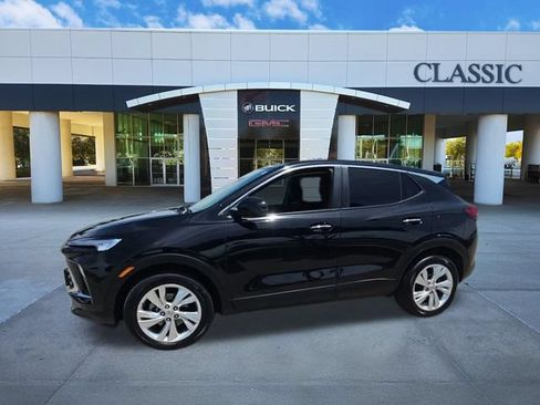 Used 2025 Buick Encore GX Preferred FWD image 4