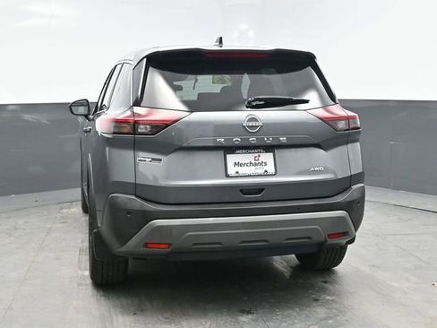 Used 2023 Nissan Rogue S AWD/4WD image 5