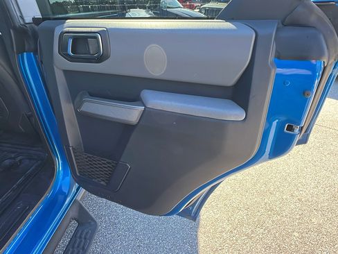Used 2023 Ford Bronco Black Diamond image 20