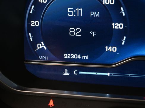 Used 2023 Chevrolet Tahoe Z71 w/ Luxury Package image 16