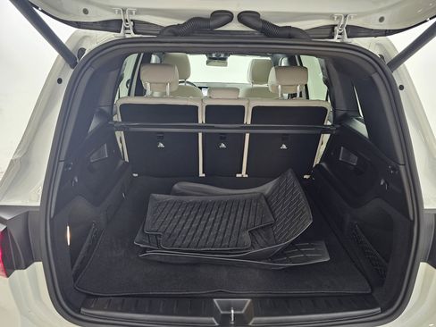 Certified 2025 Mercedes-Benz GLB 250 4MATIC image 24