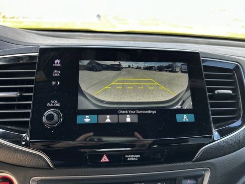 Used 2022 Honda Pilot TrailSport image 11