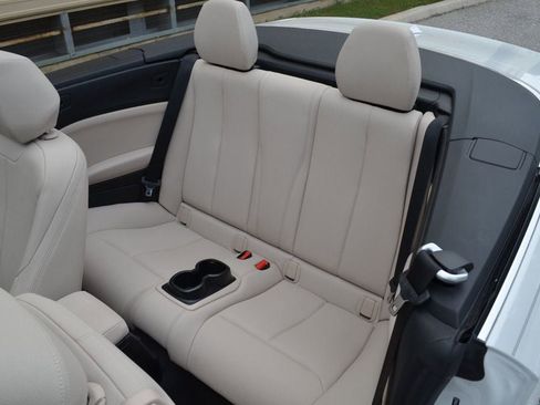 Used 2016 BMW 228i Convertible image 15