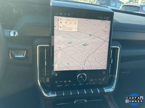 Used 2025 GMC Yukon Denali image 24