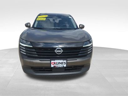 Used 2025 Nissan Kicks SV