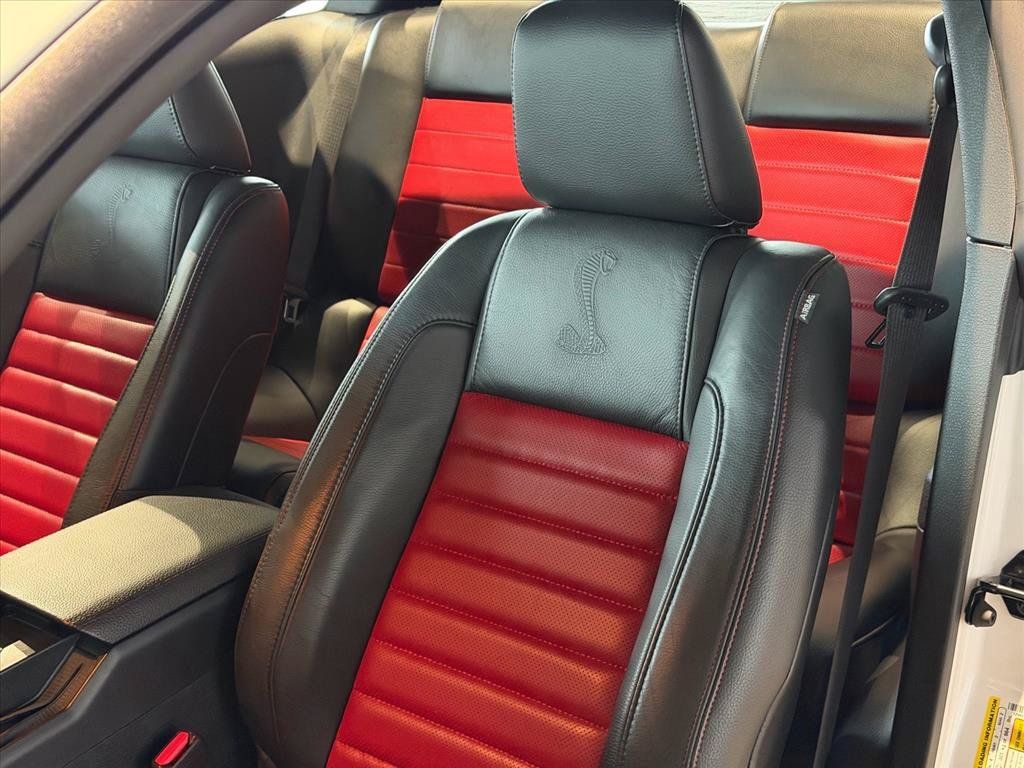 Used 2007 Ford Mustang Shelby GT500 RWD image 12