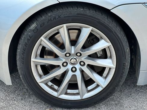 Used 2014 Jaguar F-TYPE Convertible RWD image 29
