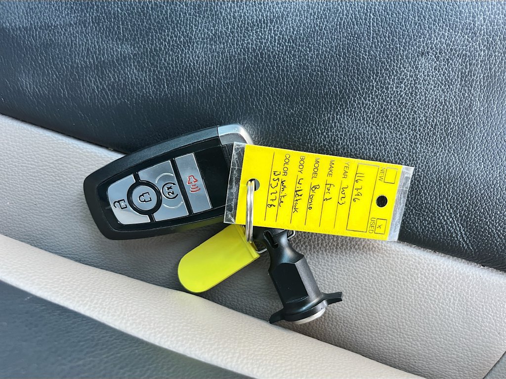 Used 2023 Ford Bronco Wildtrak AWD/4WD image 33