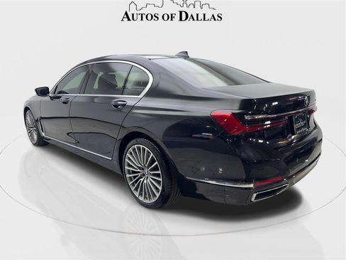 Used 2022 BMW 740i 740i NAV,CAM,PANO,HTD STS,BLIN image 9