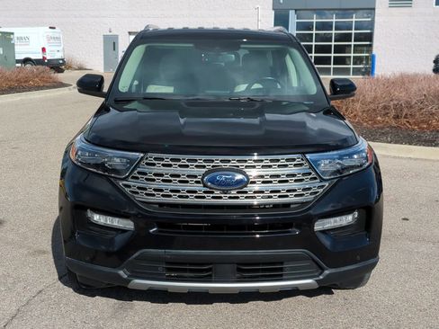 Used 2023 Ford Explorer Limited w/ Equipment Group 301A image 3